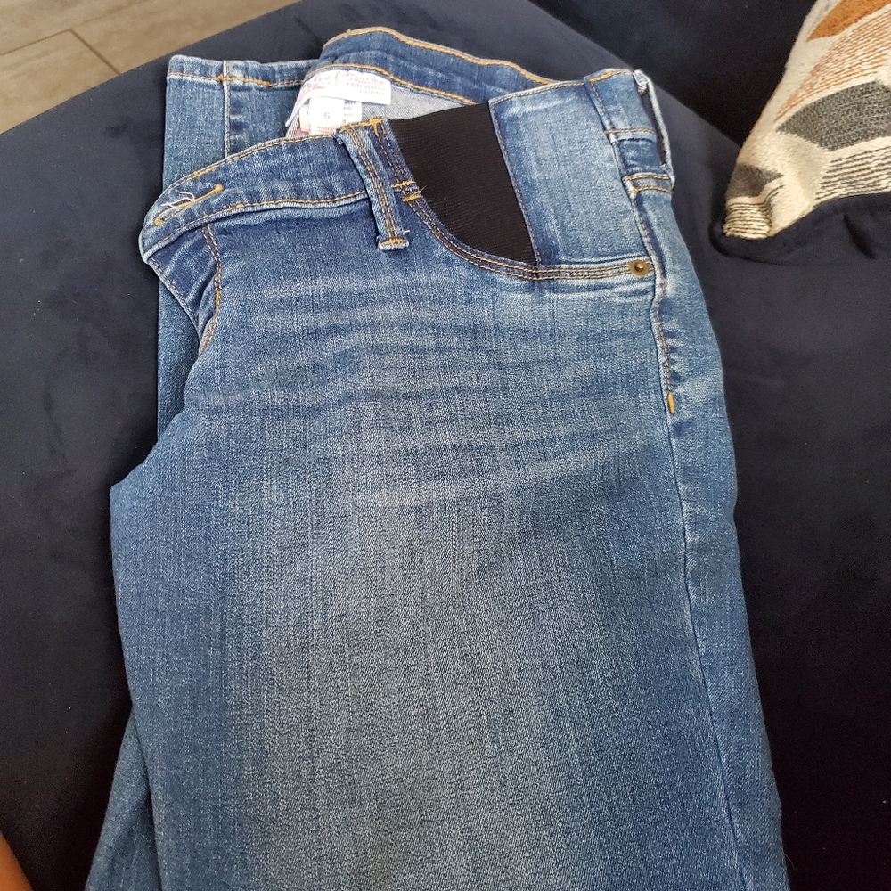Ingrid and isabel maternity jeans